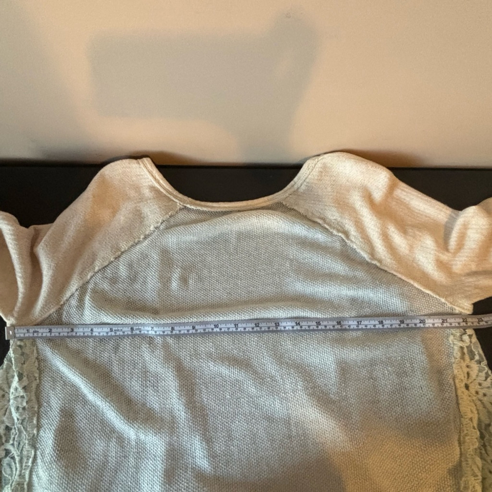 Free People Oversized XS Boho Mixed Media Knit Lace Sweater Cream Baggy Slouchy - Picture 12 of 13